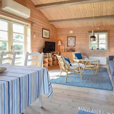 Two-bedroom In Semesterbostad Nyborg